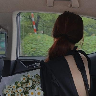 某爆料博主言论翻车，品牌连夜解约，长达一周引热议